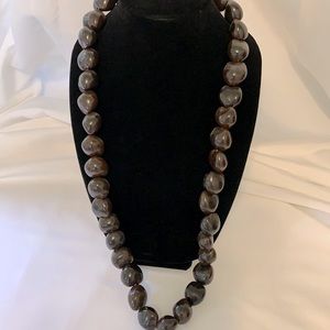 Hawaii Kukui Nut Lei Necklace - like new